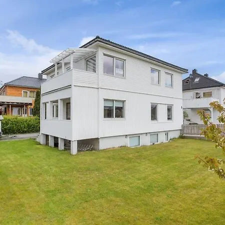 Stayplus 3br City With Garden * Kristiansand