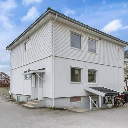 Stayplus 3br City With Garden Apartment Kristiansand