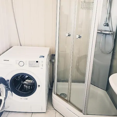 Lejlighed Stayplus 3br City With Garden