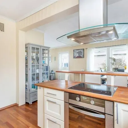 Stayplus 3br City With Garden Apartment Kristiansand