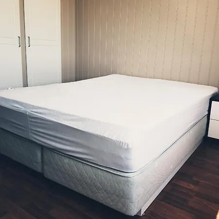 Apartment Stayplus 3br City With Garden *